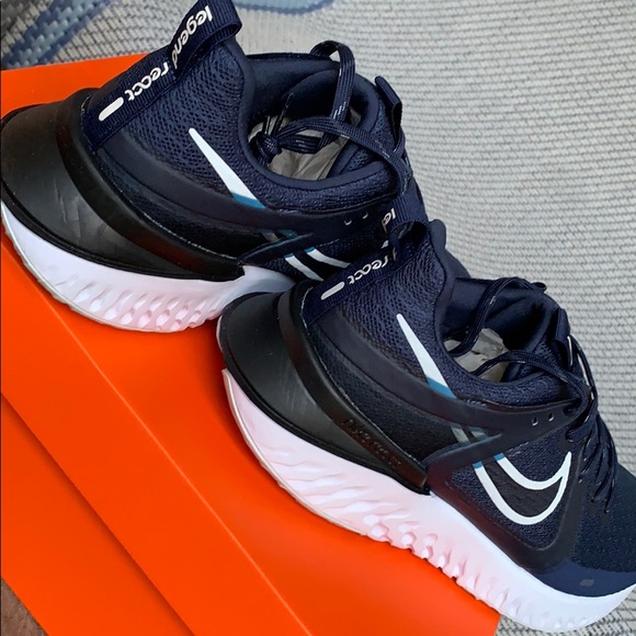 NIKE LEGEND REACT 2 midnight navy/pure platinum - Picture 11 of 16